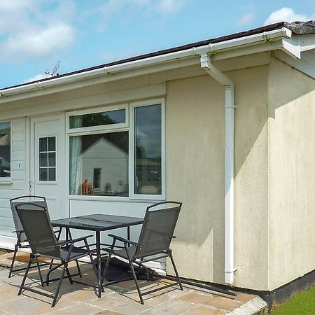 Meadow Lakes Holiday Park St Austell Zewnętrze zdjęcie