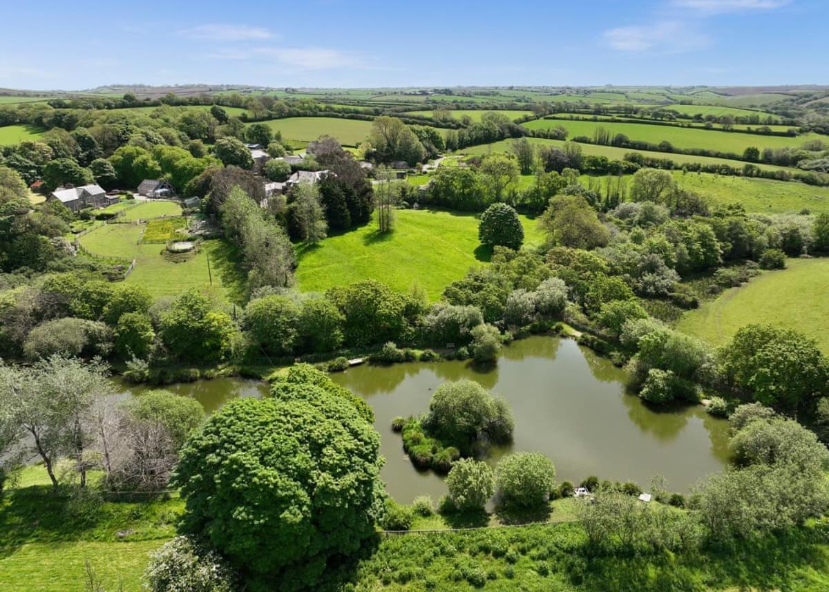 Meadow Lakes Holiday Park St Austell Zewnętrze zdjęcie